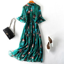Load image into Gallery viewer, Tcyeek Vintage Summer Dress Women Clothes 2020 Boho 100% Real Silk Long Vestidos Ladies Floral Green Maxi Dress+top Mujer 98006
