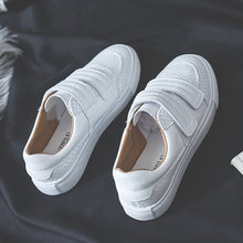 Load image into Gallery viewer, HOT Women Sneakers 2020 Fashion Breathble Vulcanized Shoes Women Pu leather Platform Shoes Women Lace up Casual Shoes White
