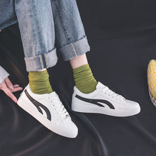 Load image into Gallery viewer, HOT Women Sneakers 2020 Fashion Breathble Vulcanized Shoes Women Pu leather Platform Shoes Women Lace up Casual Shoes White
