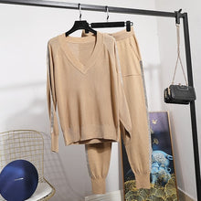 Load image into Gallery viewer, Fashion Lce silk Diamond Tracksuit Women 2020 Spring Long Sleeve Tracksuits Women Set +Casual Two Piece Set Pants Clothes D3657
